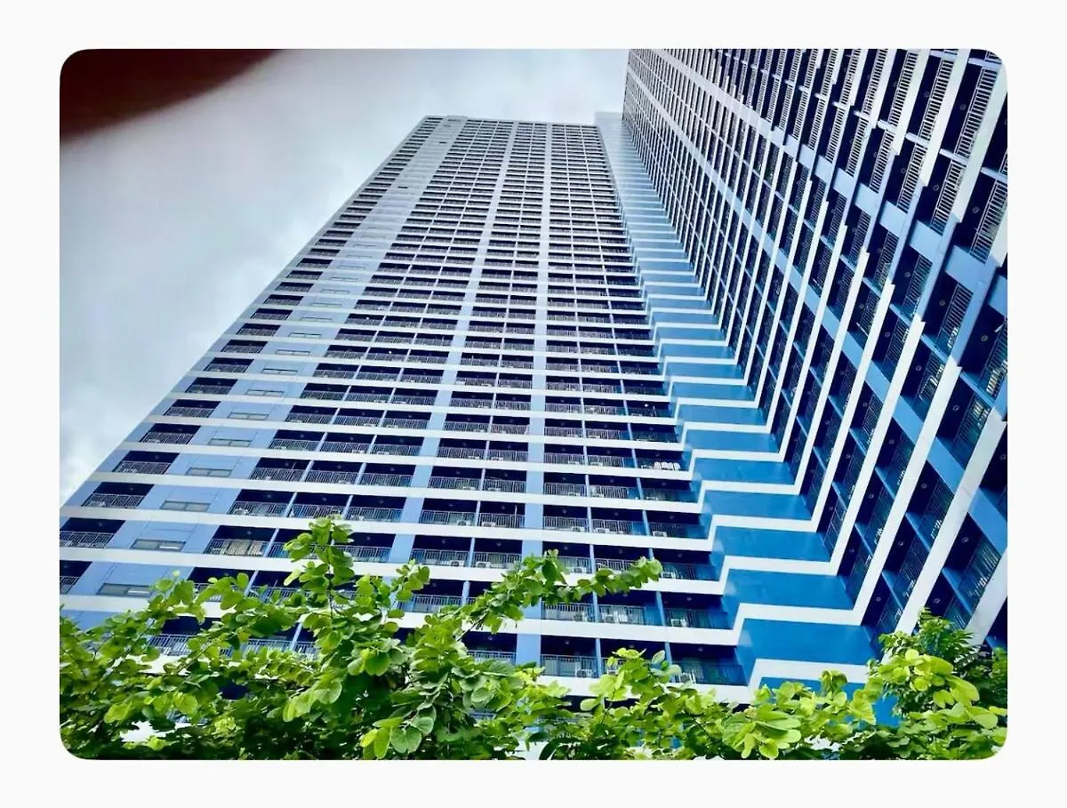 Chic Luxury Air Condo 2 Bedroom Finest City Living Air Makati Gym Swim Park 300 Manila 0*,  Philippines